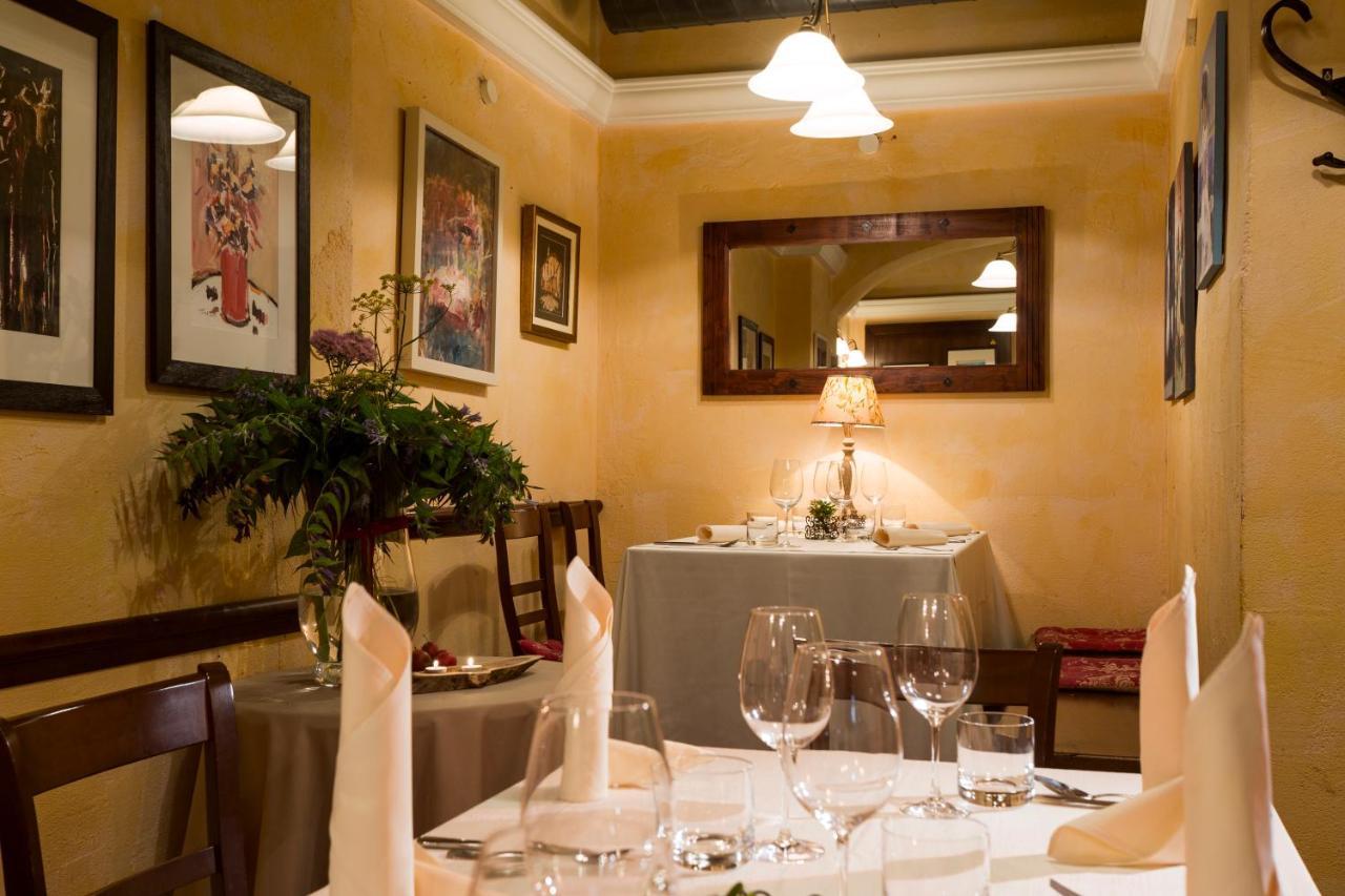 Rooms & Restaurant Ostarija Доленьське-Топлице Екстер'єр фото